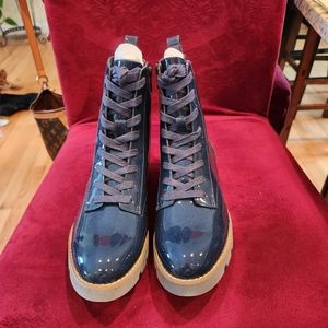 Navy Vionic Boots New!